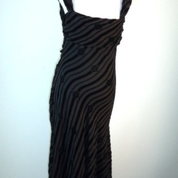 DVF BLACK cut VELVET floral SILK midi party DRESS sleeveless 6 - Picture 4 of 6